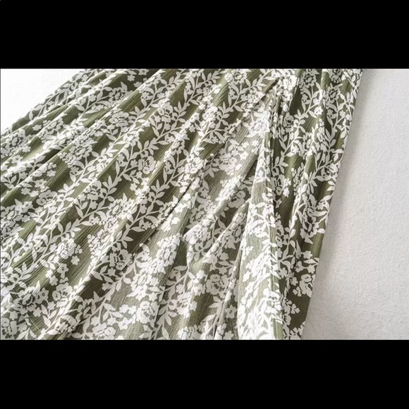 Green Leaf Floral Boho Gypsy Print Maxi Dress - Picture 6 of 9